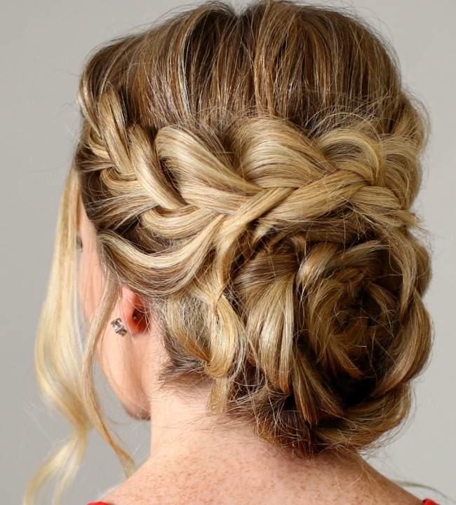 Top 10 Easy Updo Hairstyles